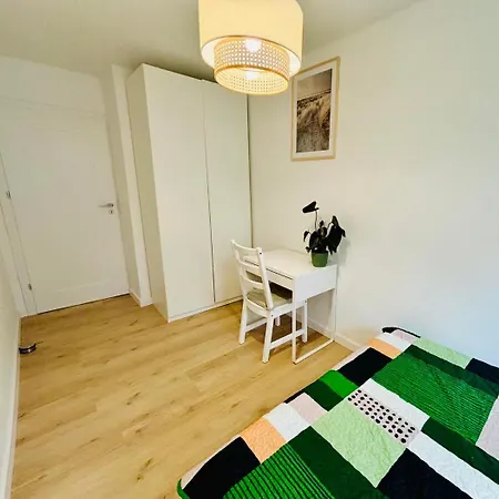 Aon Nad Falami 15 Min Od Plazy グダニスク